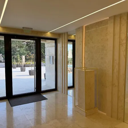 Modern Sea With Pool & Апартаменты