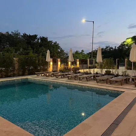 Modern Sea With Pool & Апартаменты
