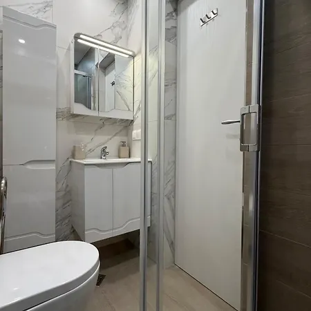 Modern Sea With Pool & Апартаменты *