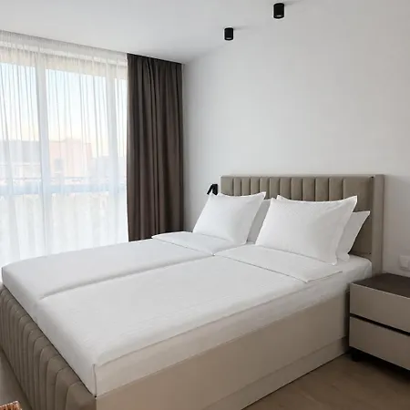 Modern Sea With Pool & Апартаменты Варна