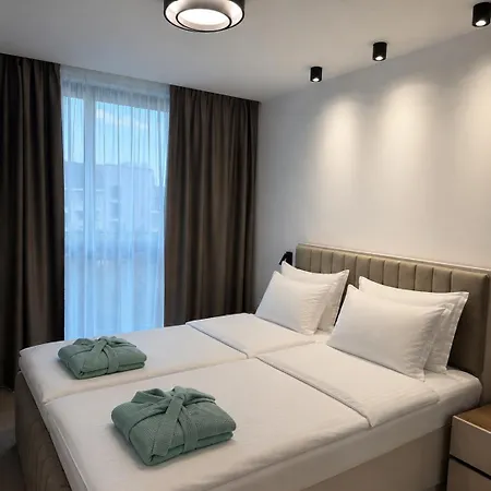 Modern Sea With Pool & Апартаменты Варна